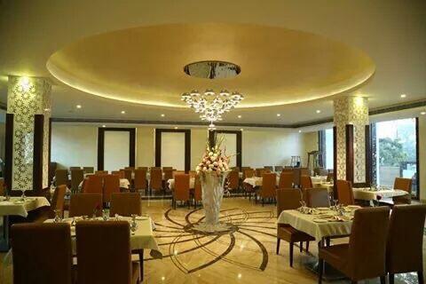Wingston A Treehouse Hotel Goverdhan Radha Kund Екстер'єр фото